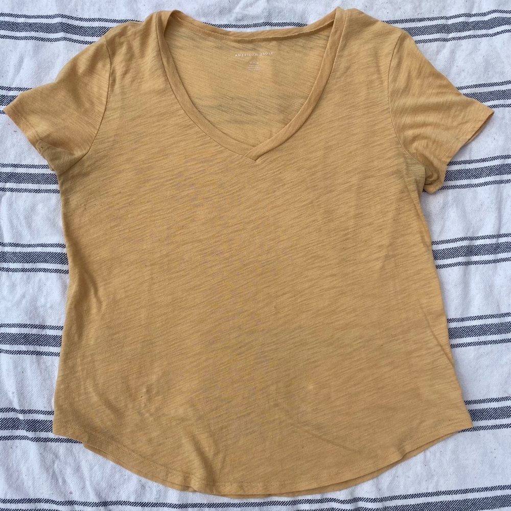 American Eagle Soft Basic Tee V Neck Yellow